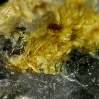 Mendozavilite & Ferrimolybdite