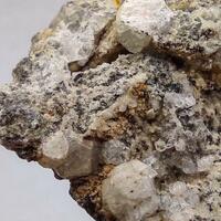 Garronite-Ca & Analcime