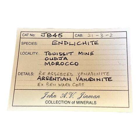 Label Images - only: Vanadinite
