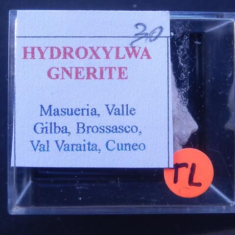Label Images - only: Hydroxylwagnerite
