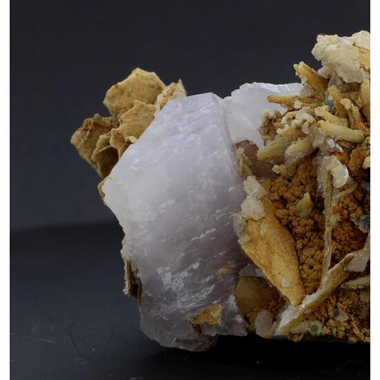 Manganoan Calcite