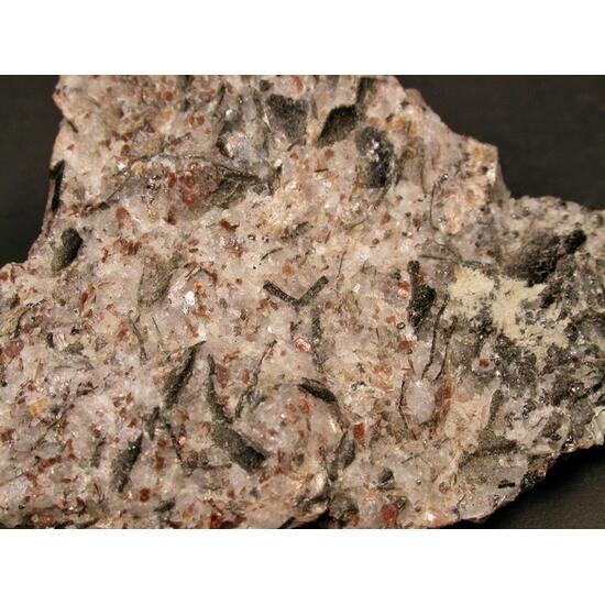 Pinakiolite