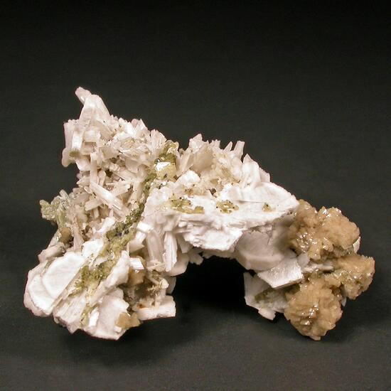 Microcline & Sabinaite