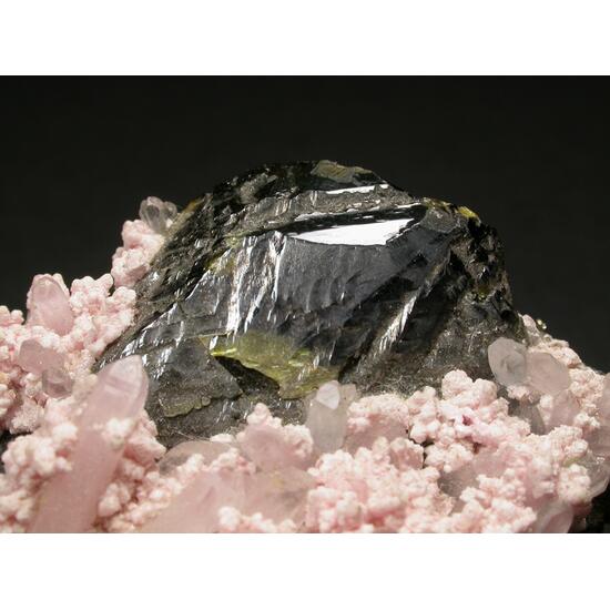 Manganoan Calcite & Sphalerite