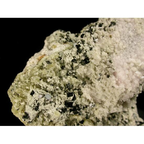 Monteregianite-(Y)