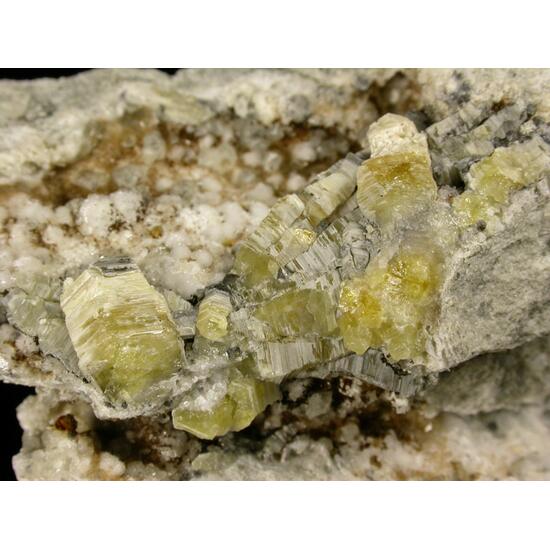 Weloganite Dachiardite-Na Calcite Quartz & Siderite