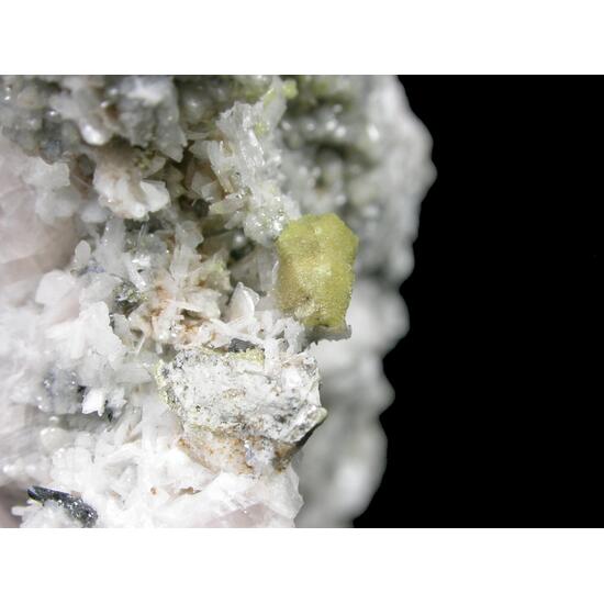 Alicewilsonite-(YCe)