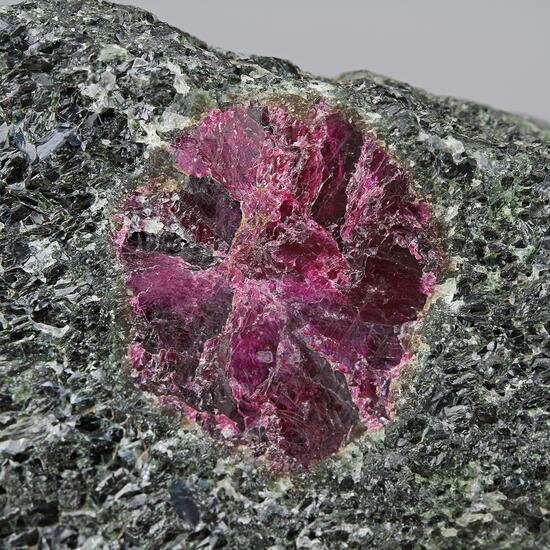 Ruby Pargasite & Zoisite