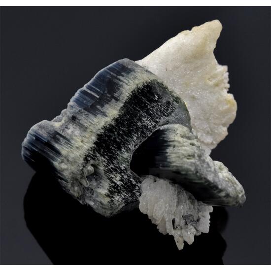 Elbaite With Cleavelandite