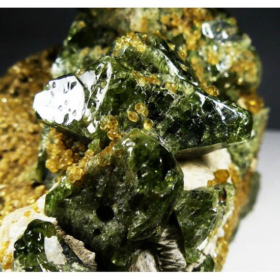 Diopside With Grossular