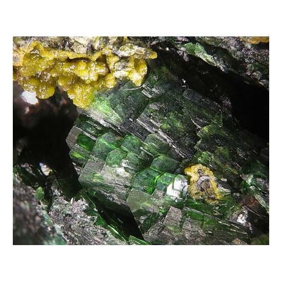 Olivenite & Tsumcorite