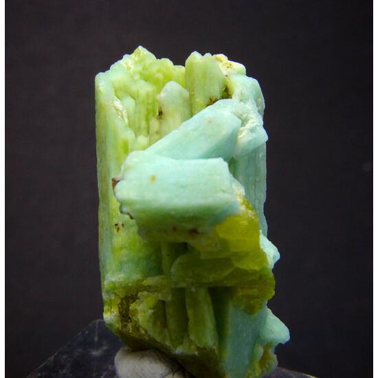 Plumbogummite