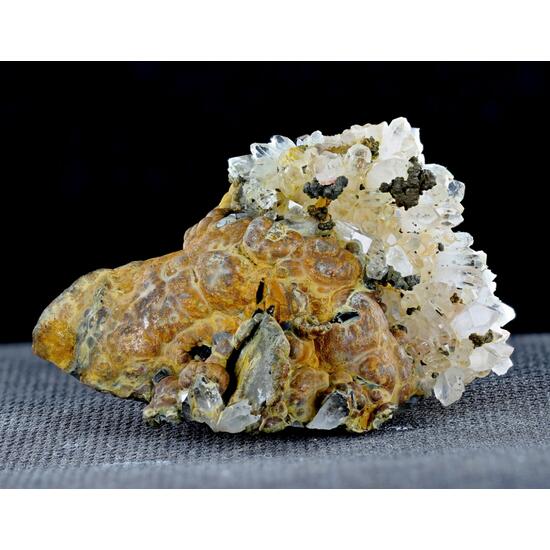 Goethite With Quartz