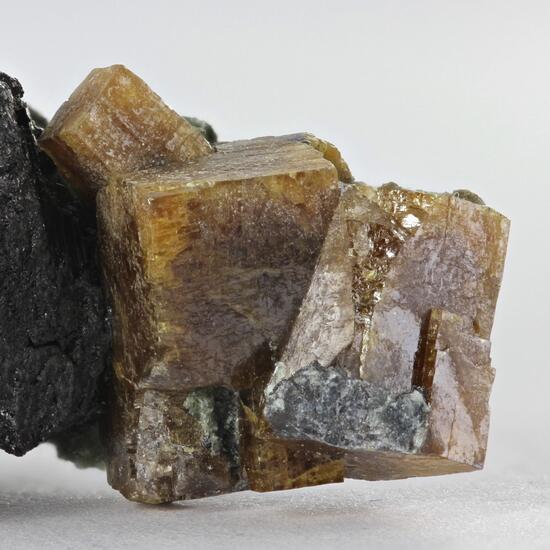 Perovskite On Magnetite