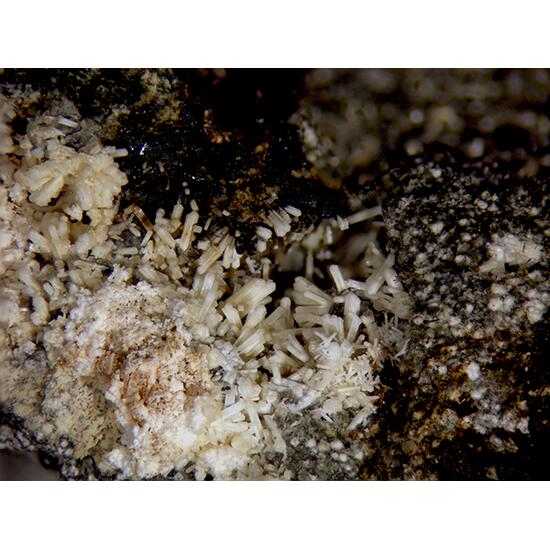 Merlinoite