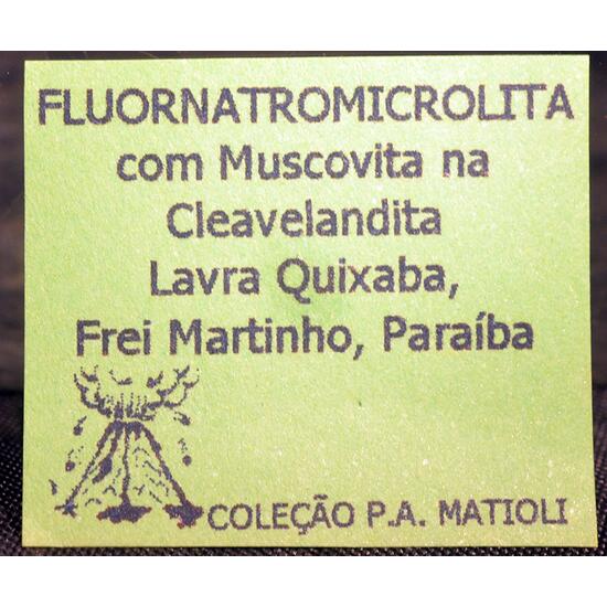 Fluornatromicrolite & Muscovite