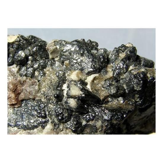 Uraninite Var Pitchblende