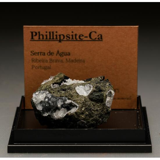 Phillipsite-Ca Thomsonite-Ca & Chabazite-Ca