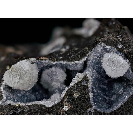 Thomsonite-Ca & Chabazite-Ca