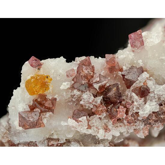 Spinel: Mineral information, data and localities.