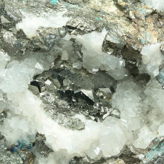 Tennantite-Tetrahedrite Series With Quartz