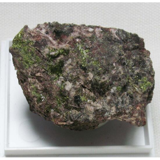 Pumpellyite-(Fe) & Epidote