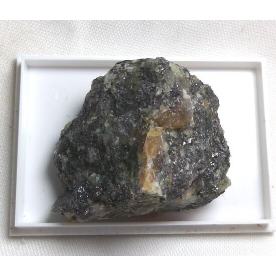 Agardite-(La)