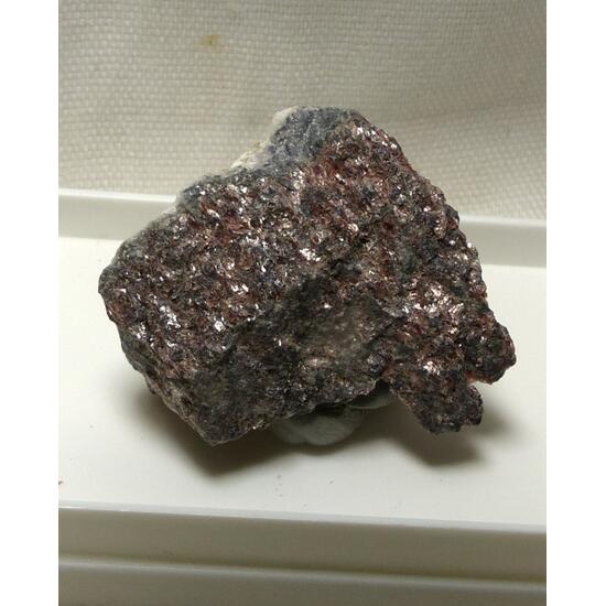 Alurgite