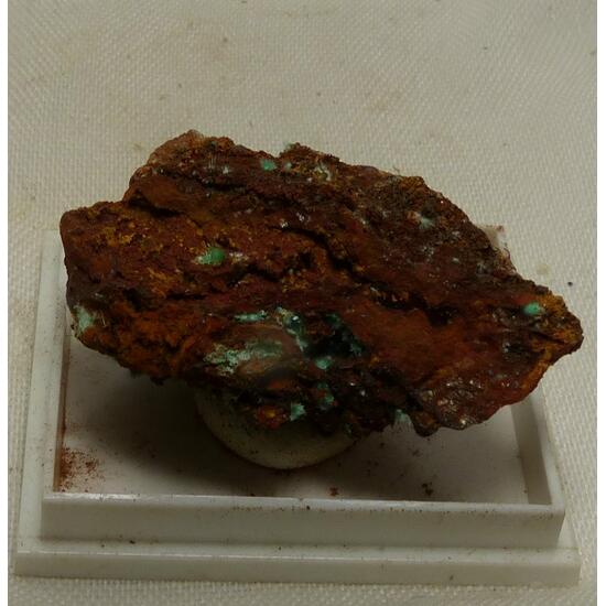 Agardite-(La)