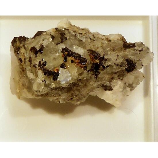 Sphalerite & Quartz & Dolomite