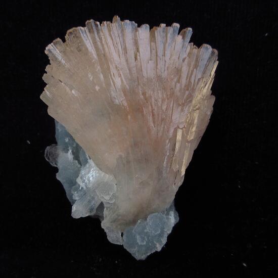 Heulandite On Chalcedony