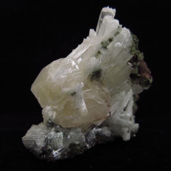 Powellite On Scolecite