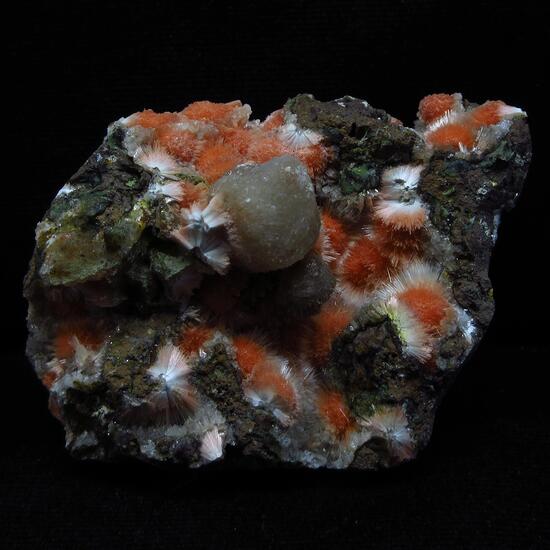 Mesolite On Heulandite  With Calcite