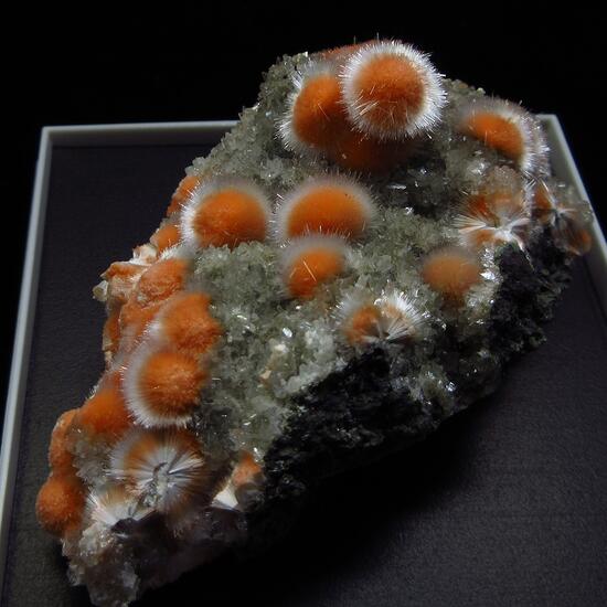 Mesolite On Heulandite 