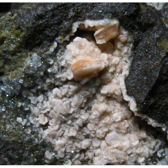 Gmelinite Analcime & Saponite