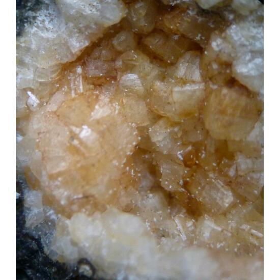 Phillipsite & Lévyne