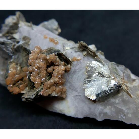 Scheelite Zinnwaldite Quartz & Cassiterite