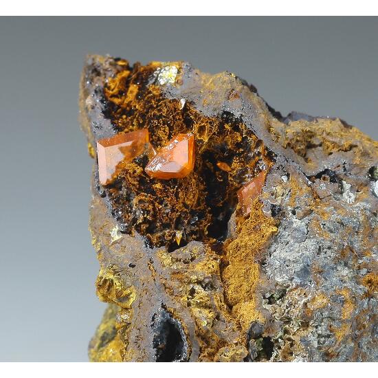 Wulfenite