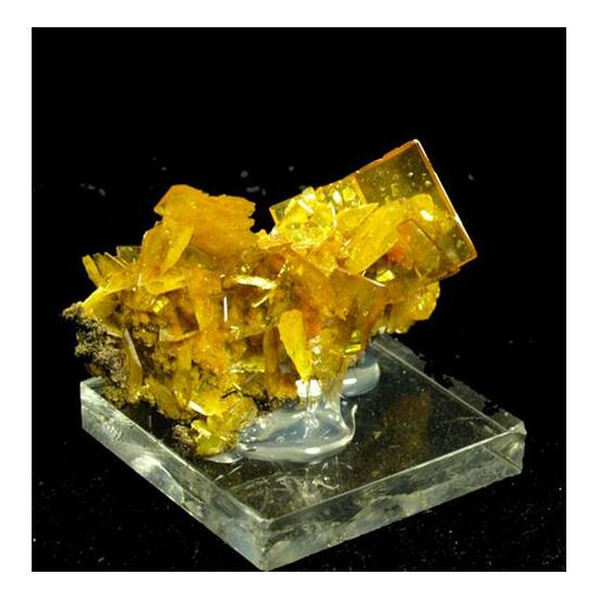 Wulfenite