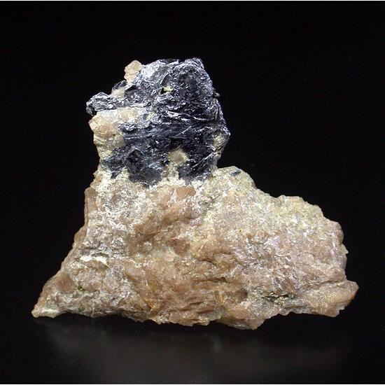 Ferrimolybdite & Molybdenite