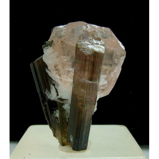 Morganite With Elbaite