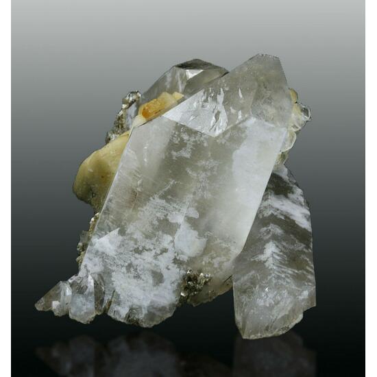 Siderite On Quartz