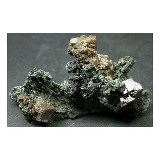 Perovskite & Magnetite & Clinochlore
