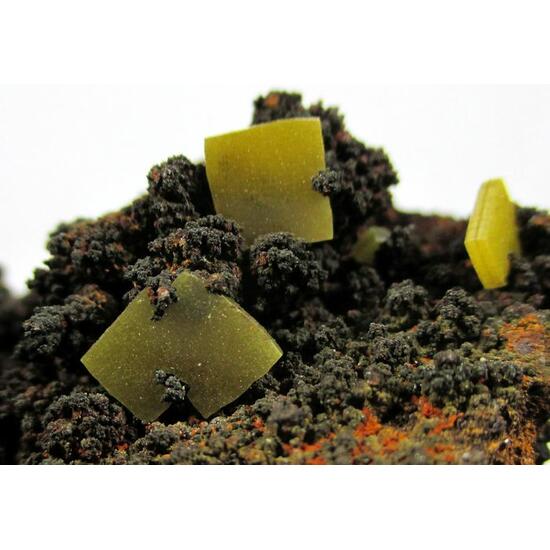 Wulfenite