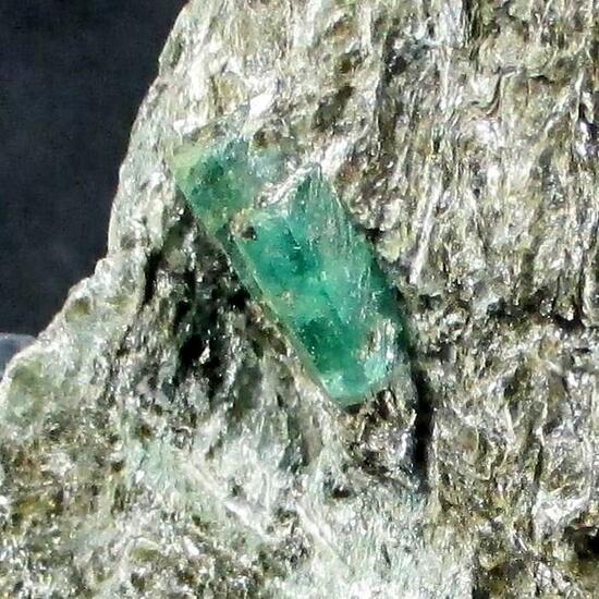 Emerald On Mica