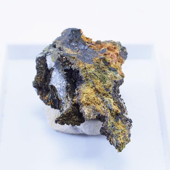 Earlshannonite