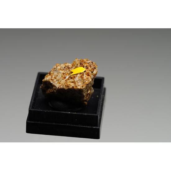 Ferriakasakaite-(Ce)