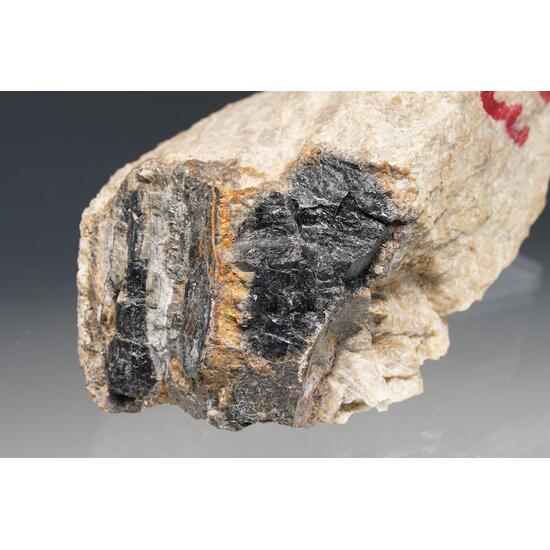 Euxenite-(Y)