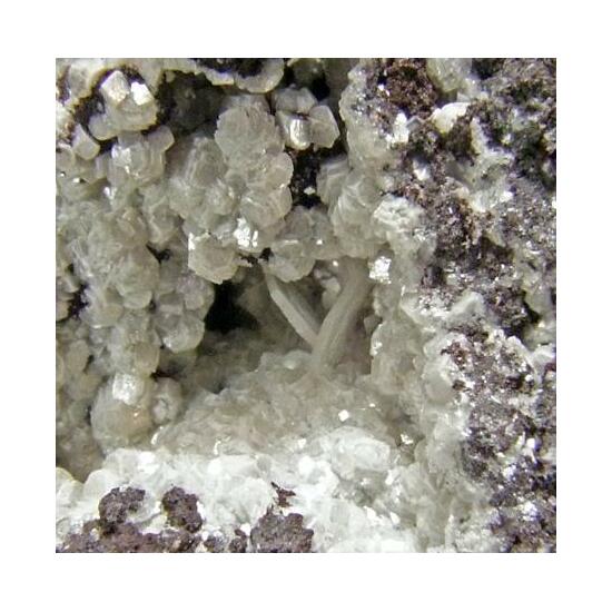 Baryte On Zincian Dolomite