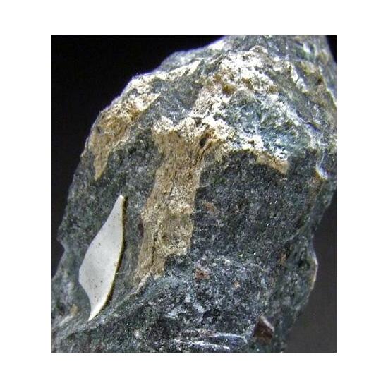 Vitusite-(Ce) Erikite & Lomonosovite